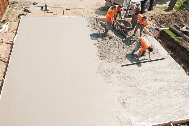 Best Concrete Retaining Walls in Commercial Point, OH